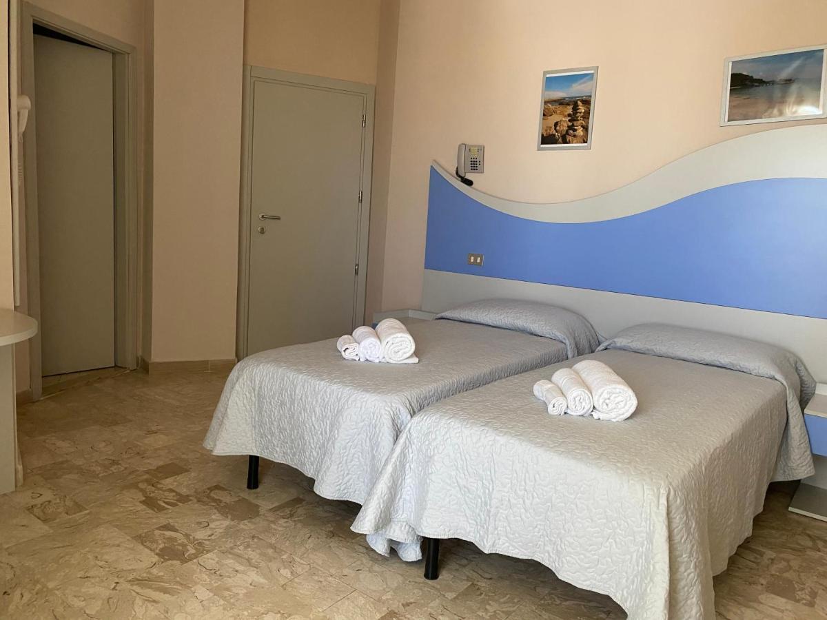Hotel Moderno - Bed & Breakfast Червія Екстер'єр фото