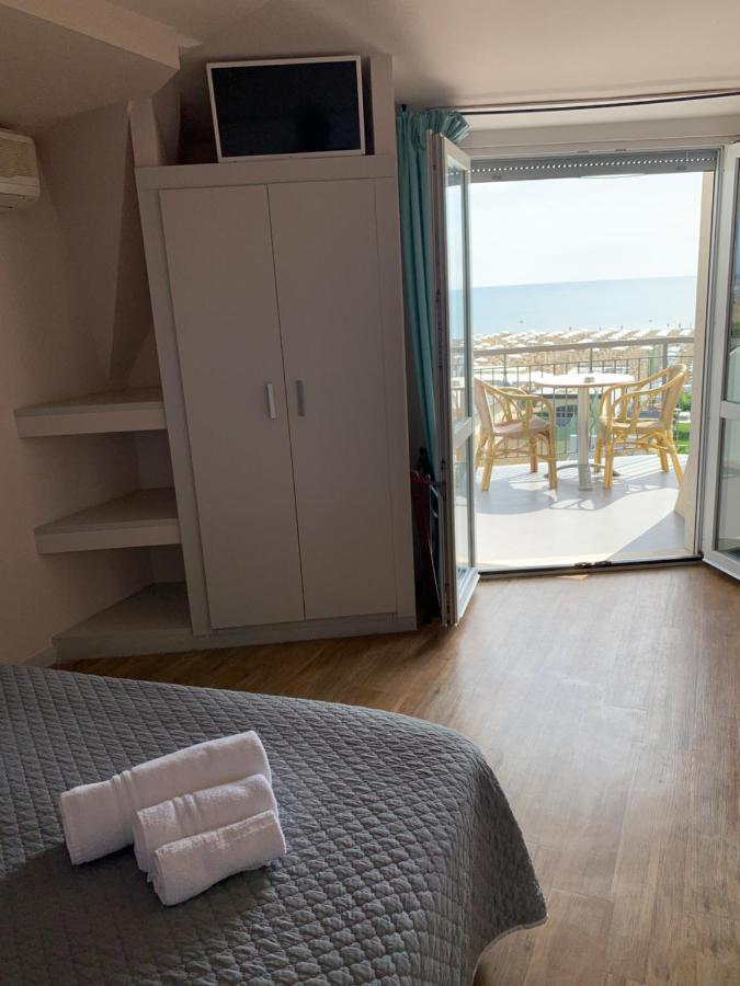 Hotel Moderno - Bed & Breakfast Червія Екстер'єр фото