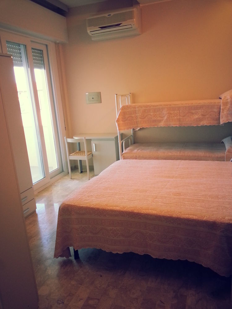 Hotel Moderno - Bed & Breakfast Червія Екстер'єр фото